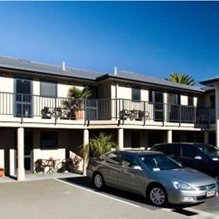 Blenheim Palms Motel Экстерьер фото