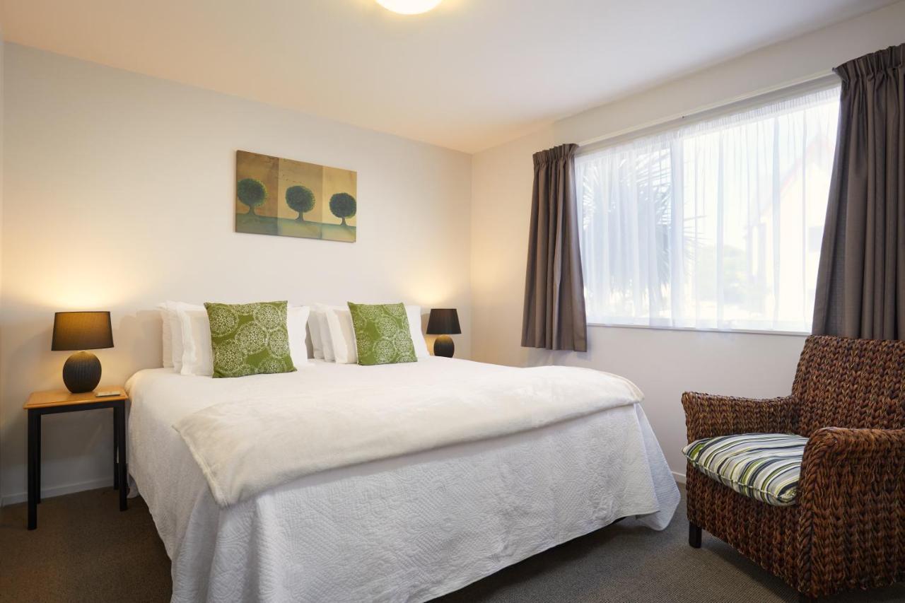Blenheim Palms Motel Экстерьер фото