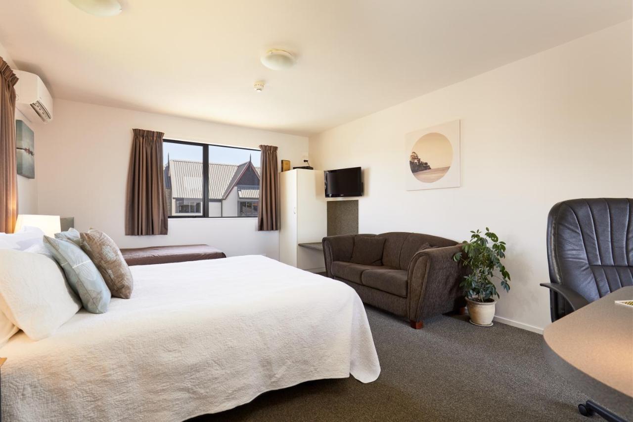 Blenheim Palms Motel Экстерьер фото