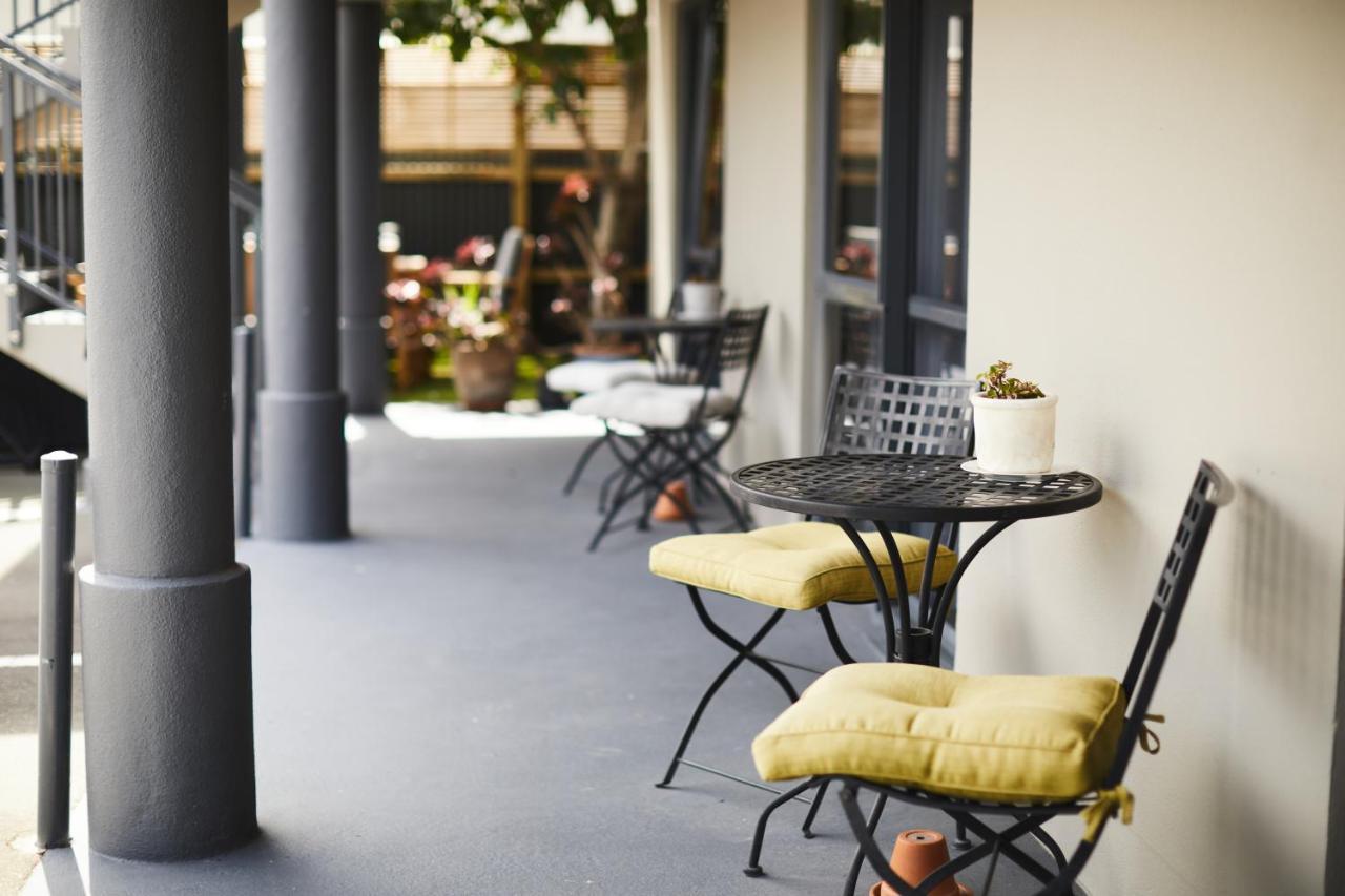 Blenheim Palms Motel Экстерьер фото
