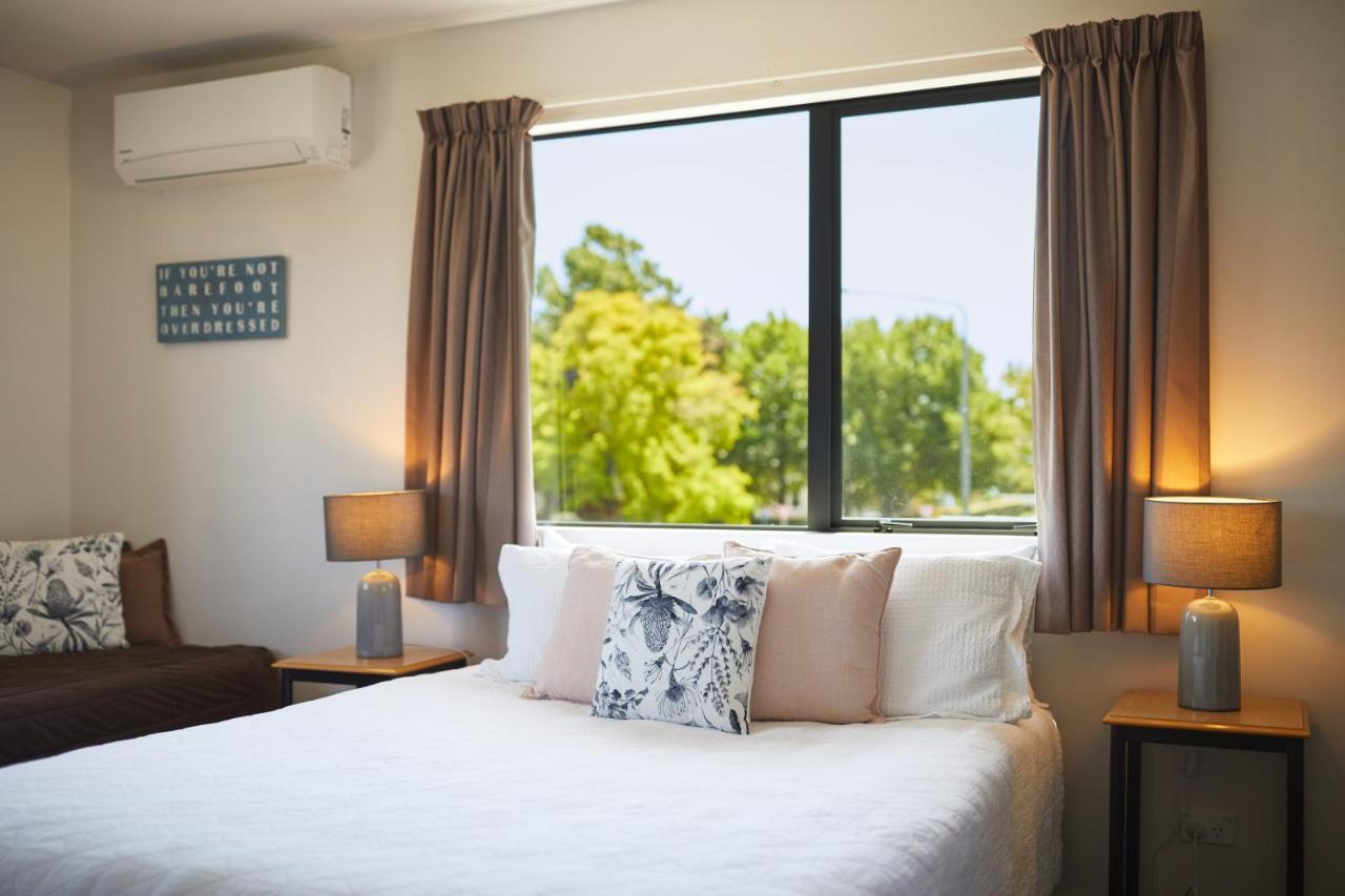 Blenheim Palms Motel Экстерьер фото