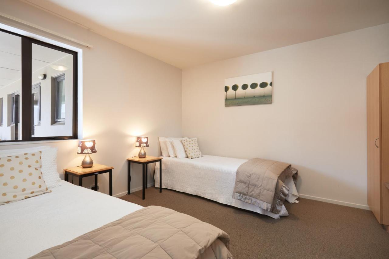 Blenheim Palms Motel Экстерьер фото
