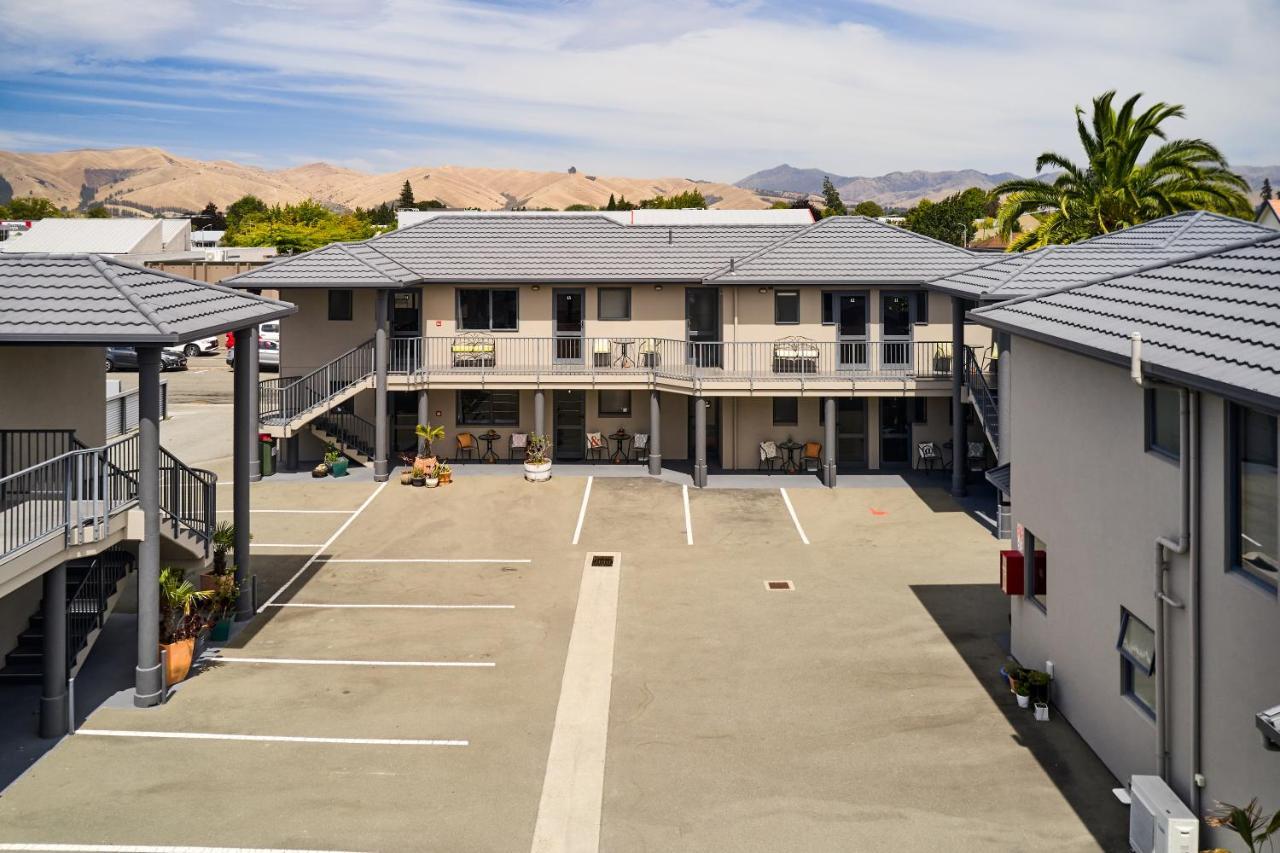 Blenheim Palms Motel Экстерьер фото