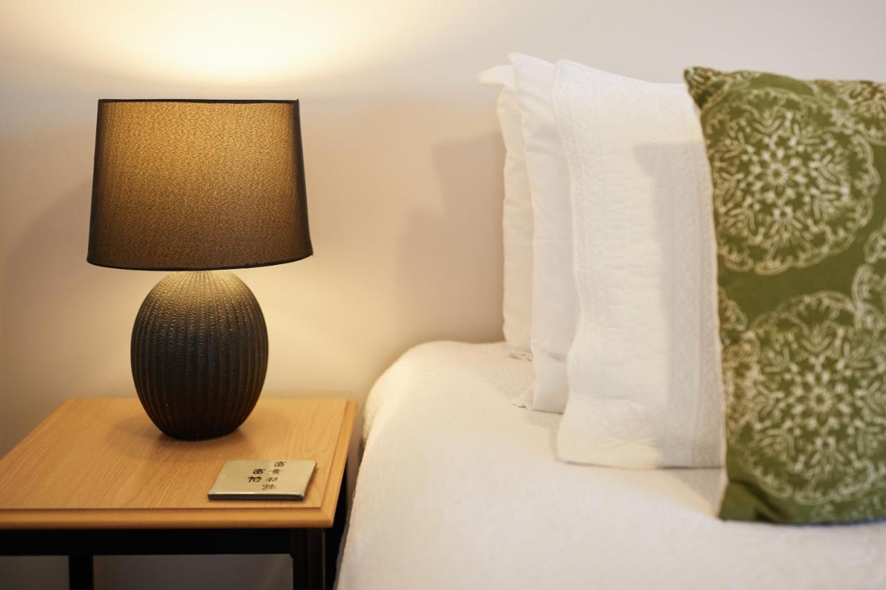 Blenheim Palms Motel Экстерьер фото