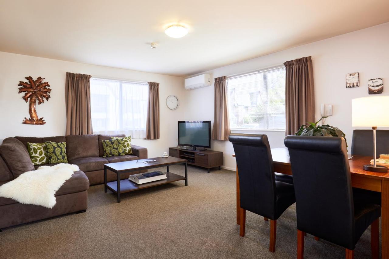Blenheim Palms Motel Экстерьер фото