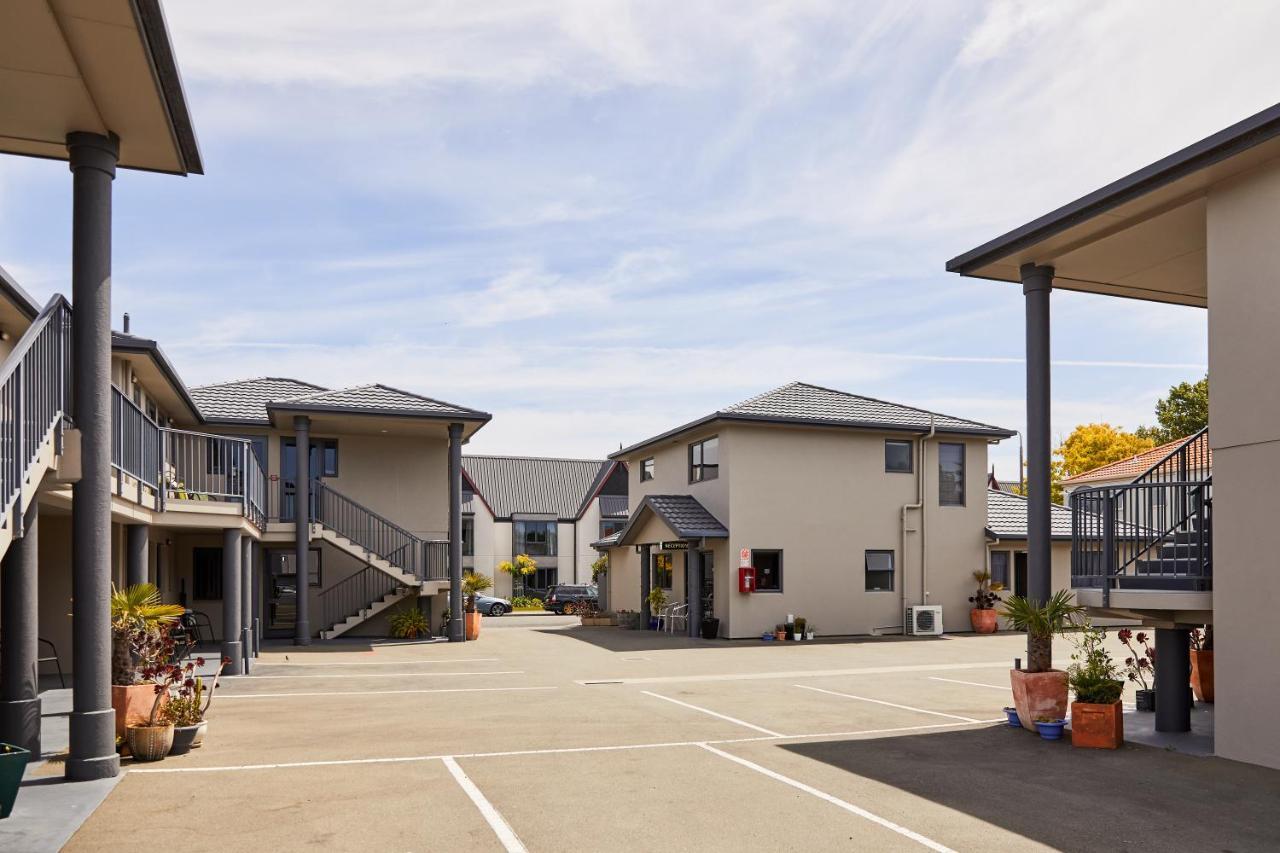 Blenheim Palms Motel Экстерьер фото