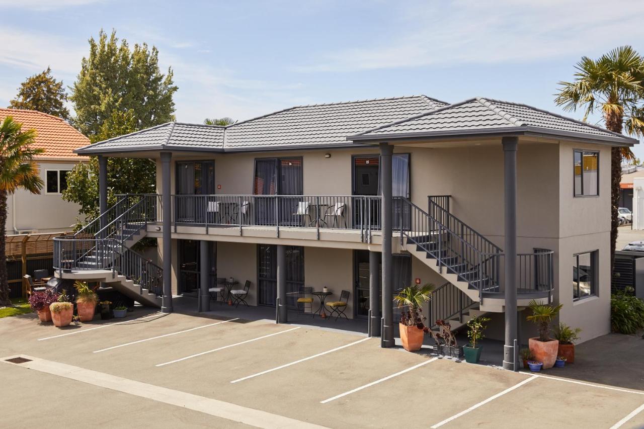 Blenheim Palms Motel Экстерьер фото