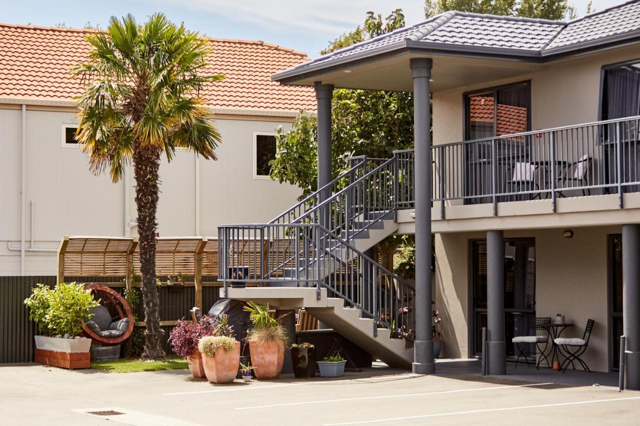 Blenheim Palms Motel Экстерьер фото
