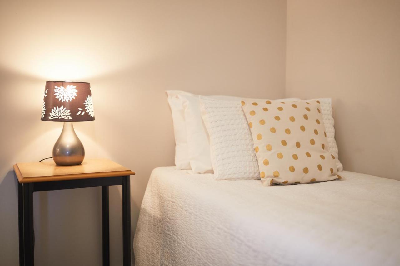 Blenheim Palms Motel Экстерьер фото